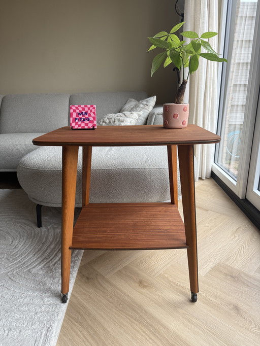 Vintage bijzettafeltje