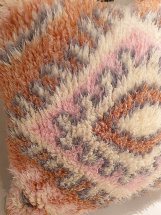 Image 1 of Decorative and warm cushion cover