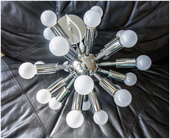 Image 1 of Lámpara de araña Sputnik, acero cromado, 24 luces, excelente estado.