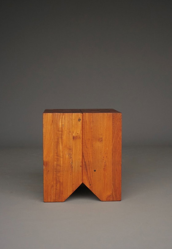 Image 1 of Sgabello o tavolino brutalista in legno di teak, anni '90