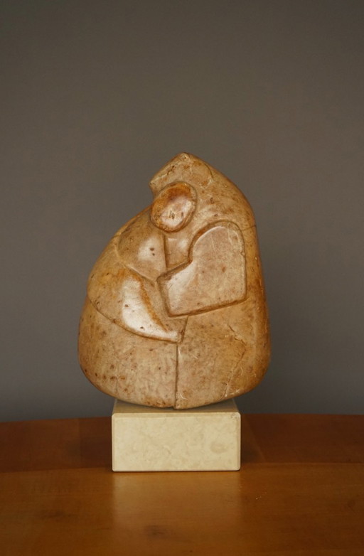 Gesneden stenen figuratieve sculptuur. 1960s