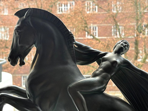 Image 1 of Escultura monumental Art Déco de Charles Lemanceau (Charles), década de 1930: figura alada a caballo