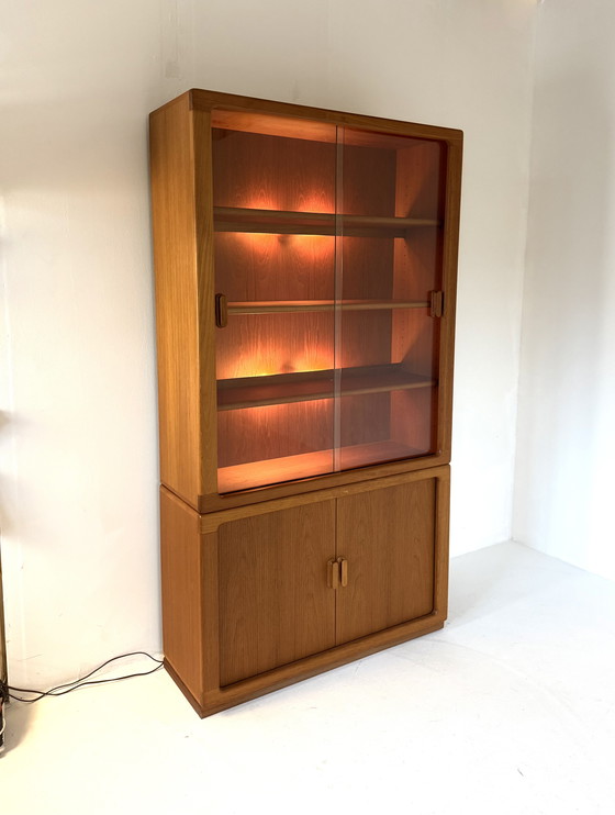 Image 1 of Vintage XL Danish display cabinet, Silkeborg Møbelfabrik '70