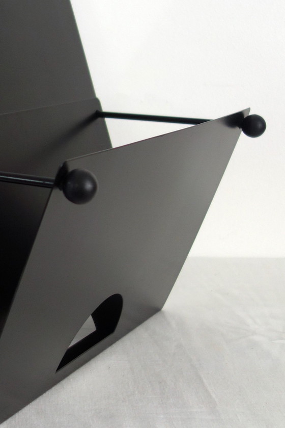 Image 1 of Portariviste postmoderno in metallo, Italia, anni '80