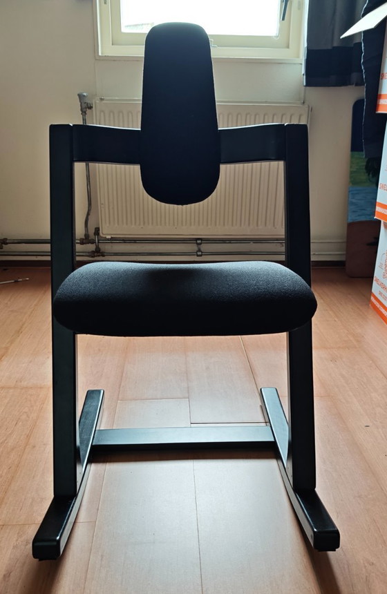 Image 1 of Stokke Pendulum balansstoel