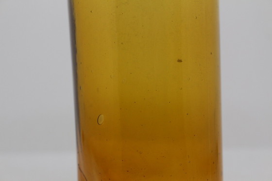 Image 1 of Bernsteinfarbene Apothekerflasche aus geschwefeltem Glas
