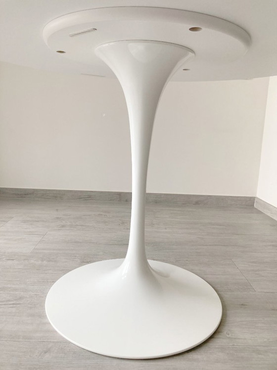 Image 1 of Knoll Saarinen Tulip-Tisch & Vitra Eames DSR-Stühle weiß