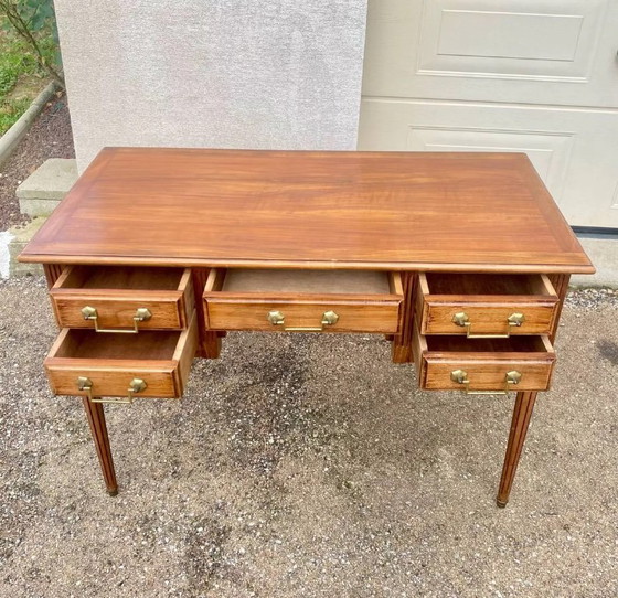 Image 1 of Escritorio plano estilo Luis XVI con 5 cajones