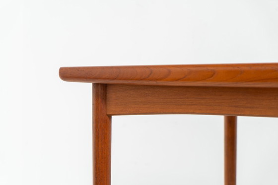 Image 1 of Extendable dining table by Skøvby Møbelfabrik (Denmark, 1960s).