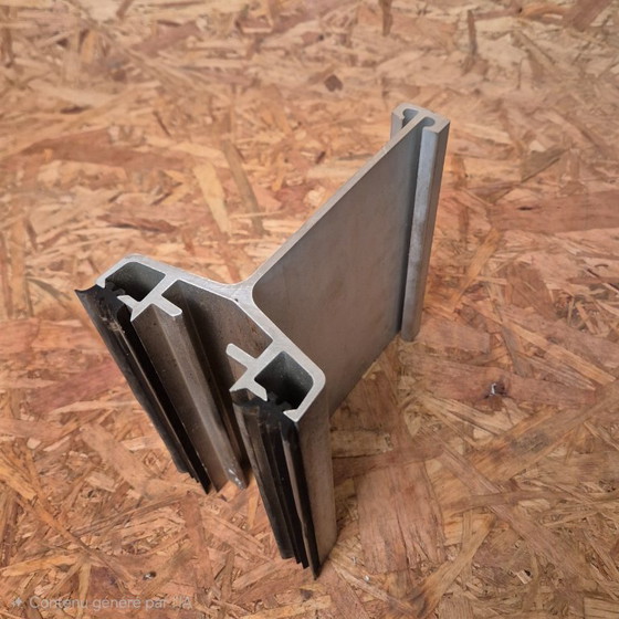 Image 1 of Jean Prouvé: sección de refuerzo de 18 cm - CIMT 1962