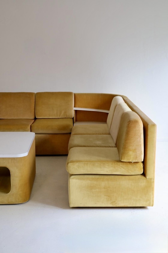 Image 1 of Modular U-shaped sofa, 8-piece yellow velvet