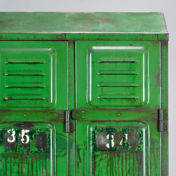 Armadietto industriale verde, anni '50 – Armadi contenitori, Iron, Metal (photo 7 of 13)