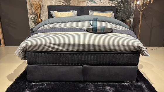 Image 1 of Somier Rosvik