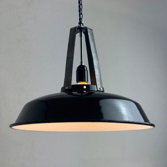 Coppia di Lampade a sospensione MAZDA smaltate antiche 44 cm Industriale, Metallo, Nero, Industrieel (foto 2 di 13)