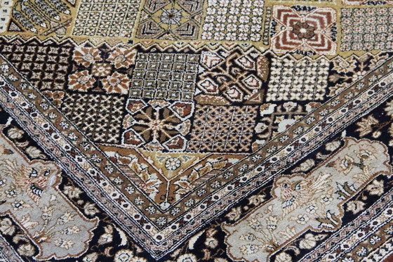 Image 1 of Tappeto persiano Ghom/Qom 100% seta, design classico antico, annodato a mano, 210 x 140 cm