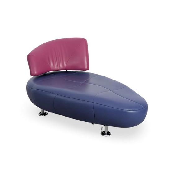 Image 1 of 2 chaises longues Leolux Kikki, canapé en cuir rose et bleu