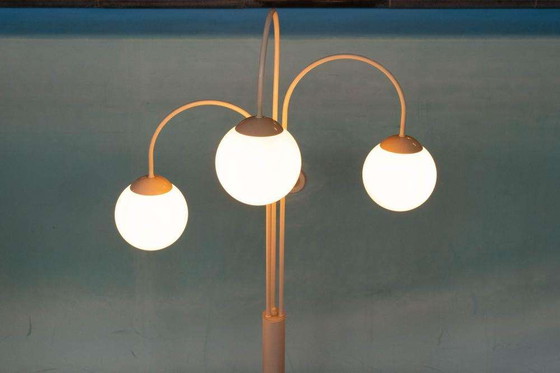 Image 1 of Space age waterfall floor lamp minimalist floor lamp white