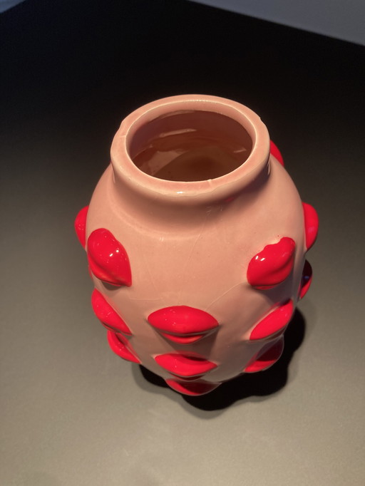 Vase lèvres chaudes