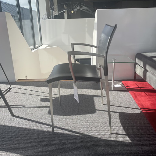 The Salto Sand 448 dining chair