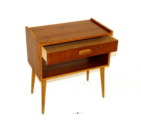 Image 1 of Mesita de noche escandinava de teca y roble, Suecia, 1960
