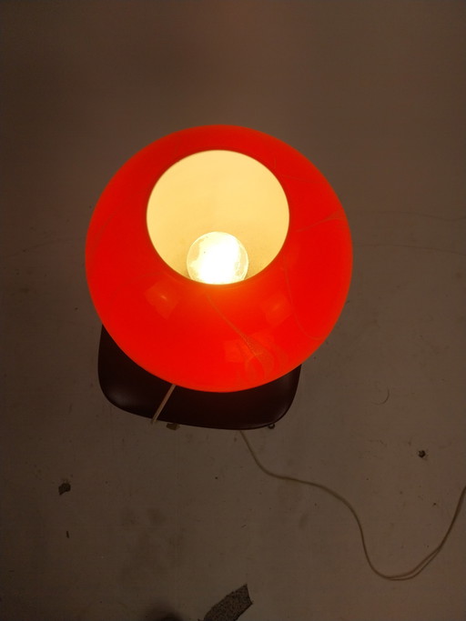 1 x rote Tischlampe aus Glas, 1970er Jahre Tschechoslowakei von Osvetlovaci Sklo n.p. für Valasseke Meuirici