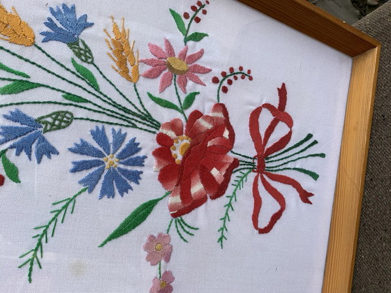 Quadro Vintage Ungherese Kalocsa Ricamato a Mano – Dipinti e disegni, Tessile (photo 2 of 5)