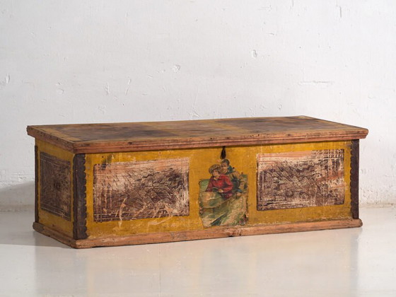 Antique trunk with metal structure (c.1920) #2 – Travel bags (photo 7 of 40)