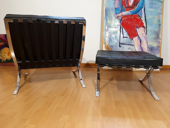 Image 1 of Knoll Set Barcelona New-Never Used Black Leather Design by Ludwig Mies Van Der Rohe and Lilly Reich (1929)