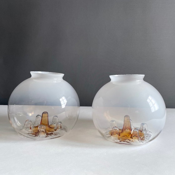 Image 1 of Lampada vintage in vetro di Murano con lattimo, design scultoreo italiano, anni '60-'70