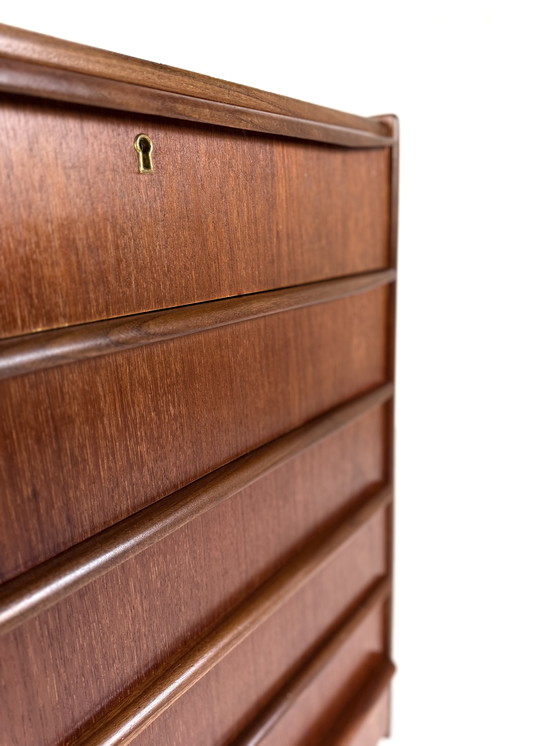 Image 1 of Vintage Danish teak chest of drawers '60