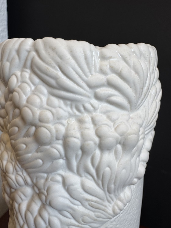 Image 1 of Vase rouleau porcelaine biscuit années 70