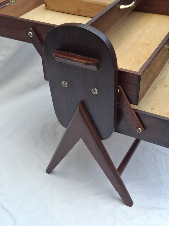 Beautiful Mid-Century Danish Design Sewing Cabinet (1950s/60s) – Storage cabinet, Wood (photo 11 of 21)