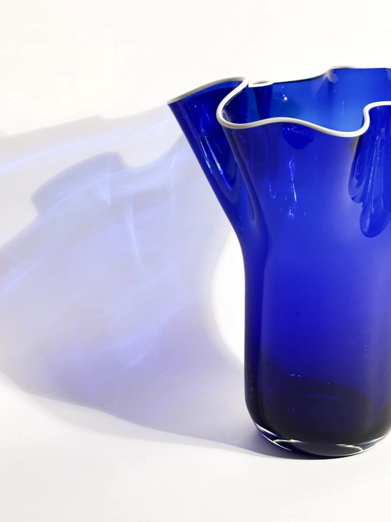 1980s Blue and White Murano Glass Handkerchief Vase (photo 6 of 16)