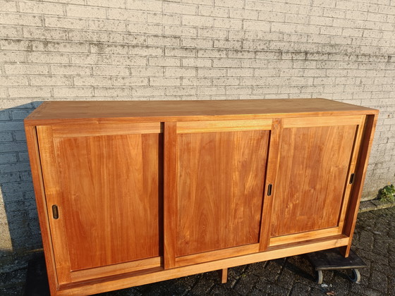 Image 1 of Teakhouten dressoir 