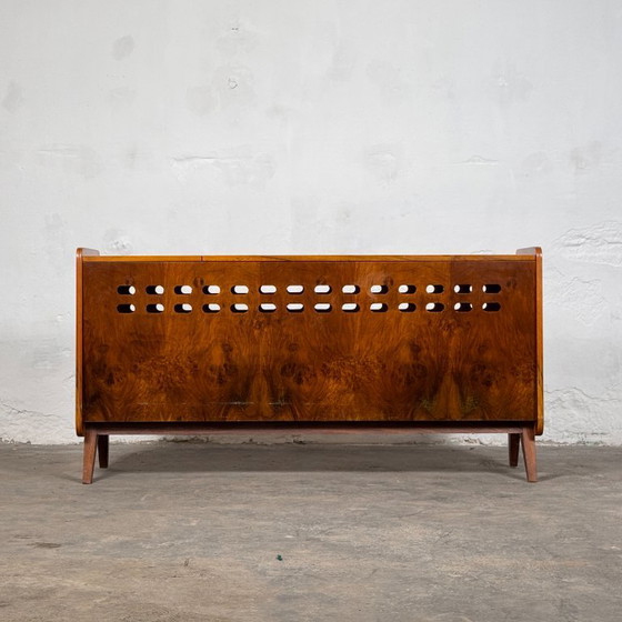 Image 1 of Bedlinnenopslag uit het midden van de eeuw door František Jirák voor Tatra Nábytok, jaren 60