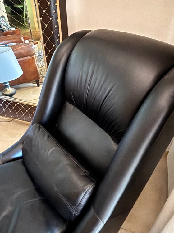 Image 1 of Roche Bobois "Les Provinciales" Bergère stoel met poef – als nieuw