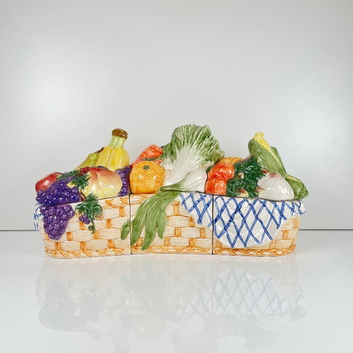 Panier en faïence trois pièces avec couvercles pour fruits et légumes, style majolique italienne, années 1980