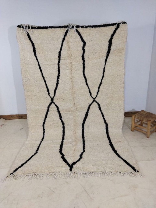 Traditioneel handgemaakt vloerkleed van puur wol, zwart-wit, afmeting 2/3 meter – Aime Té, vloerkleden en tapijten, Wool