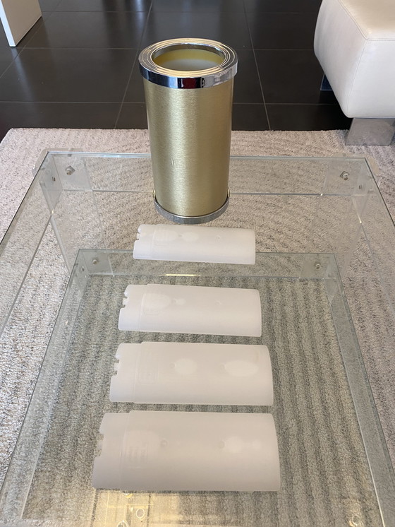 Image 1 of Refrigeratore vintage anni '80 in oro in stile Hollywood Regency