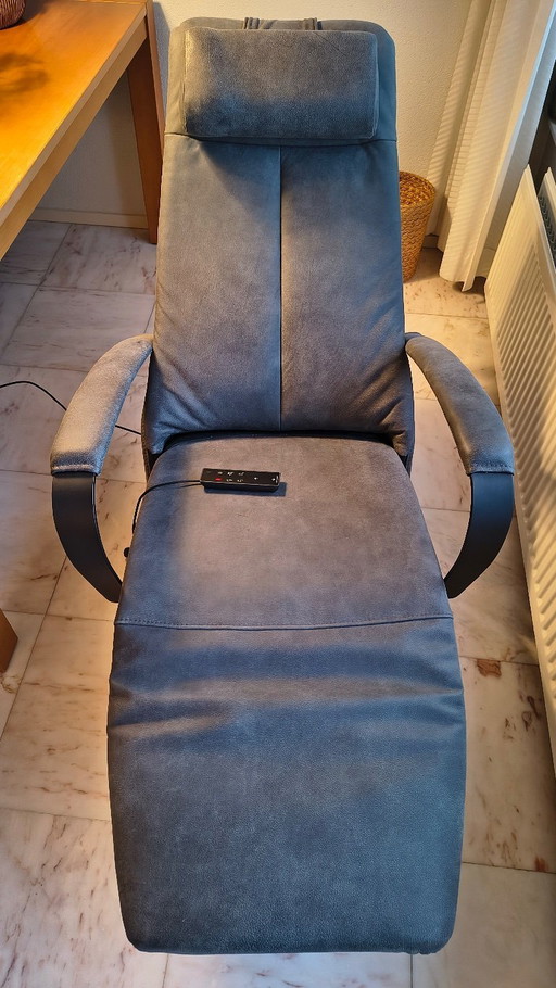 Silla de pie prominente C-100 (nunca utilizada)