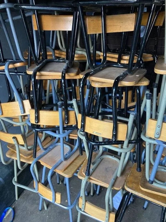 High industrial stools (60cm), ideal for your project, green frame 1 of 40, Barstools, Metal, Industrieel (photo 10 of 11)