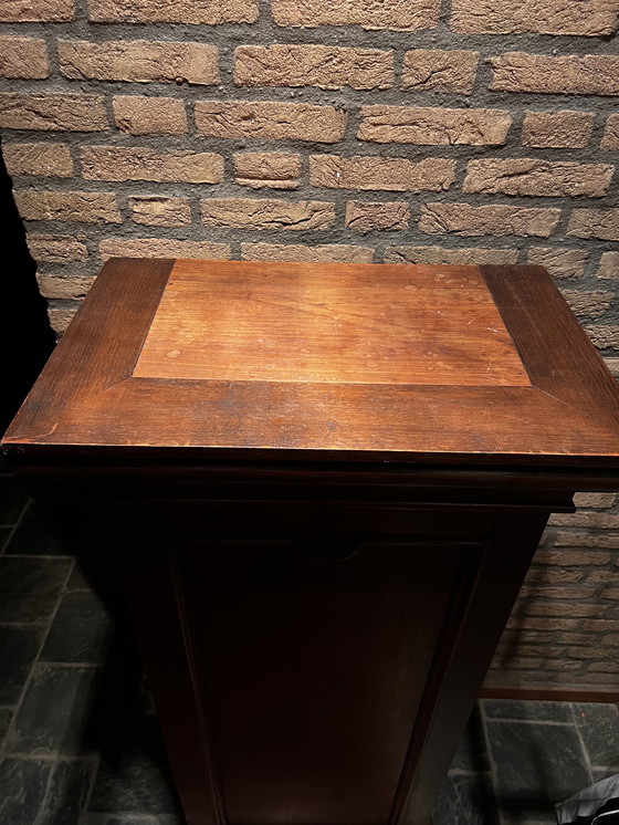 Image 1 of Eiken kast, zuil