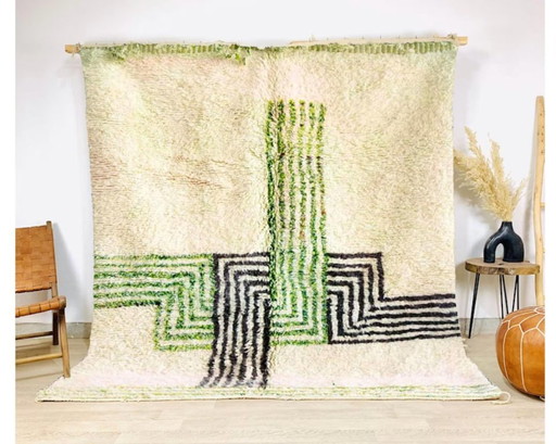 Moroccan Berber rug 250cm x 150cm