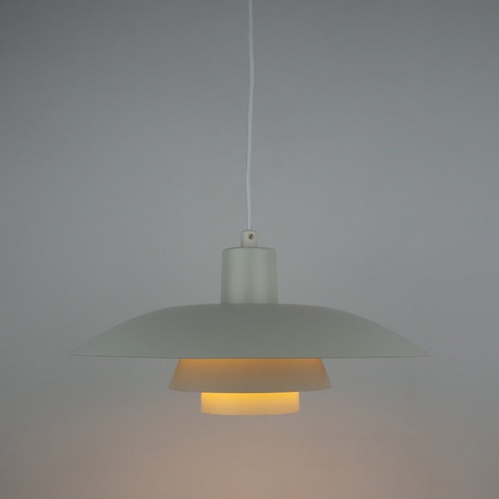 Image 1 of Paar 2 Deense vintage hanglampen PH 4/3 van Poul Henningsen, Louis Poulsen