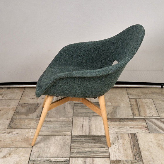 Image 1 of Vintage Shell Lounge Chair van Miroslav Navratil, jaren 60, Tsjechoslowakije