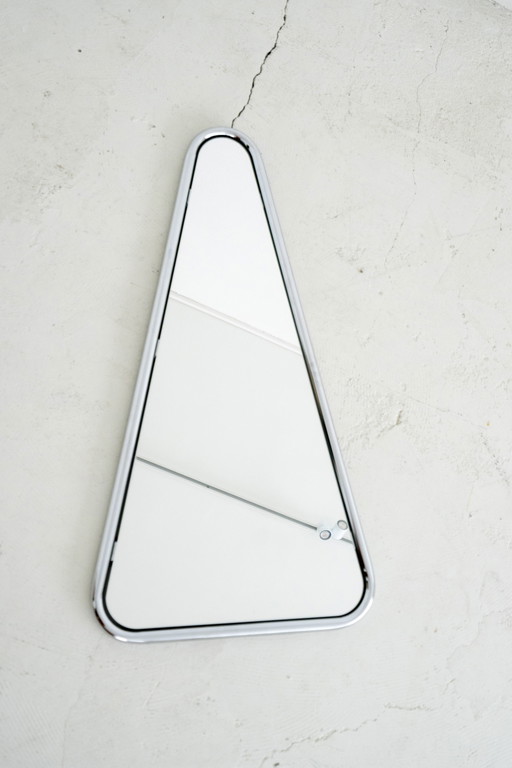 Espejo triangular