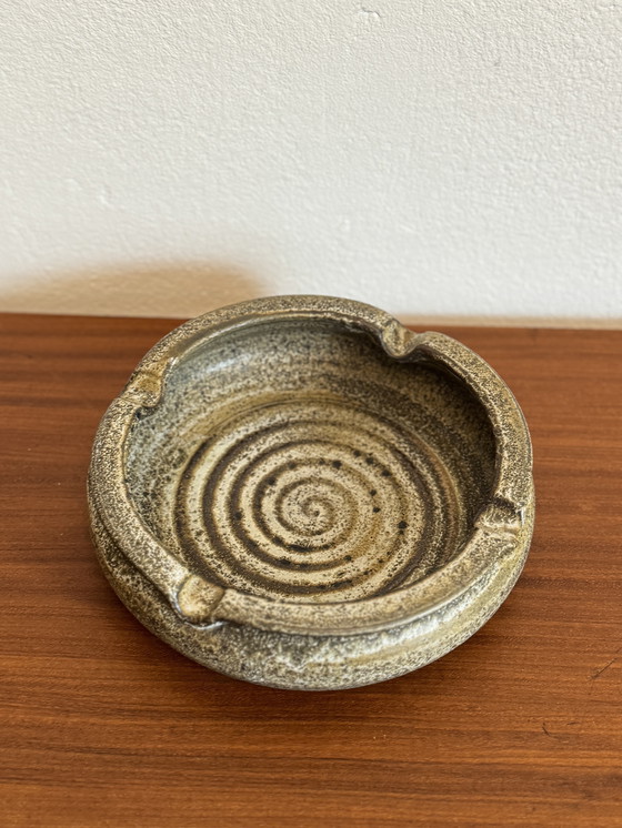 Image 1 of Vintage brutalist asbak / schaal keramiek jaren 70