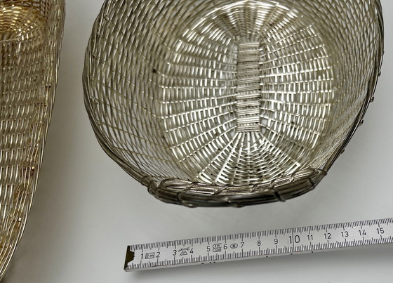 Image 1 of 2 cestini vintage in metallo, delicatamente intrecciati a mano