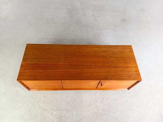 Image 1 of Originale WK Möbel Credenza di metà secolo in teak con cassettiera bassa