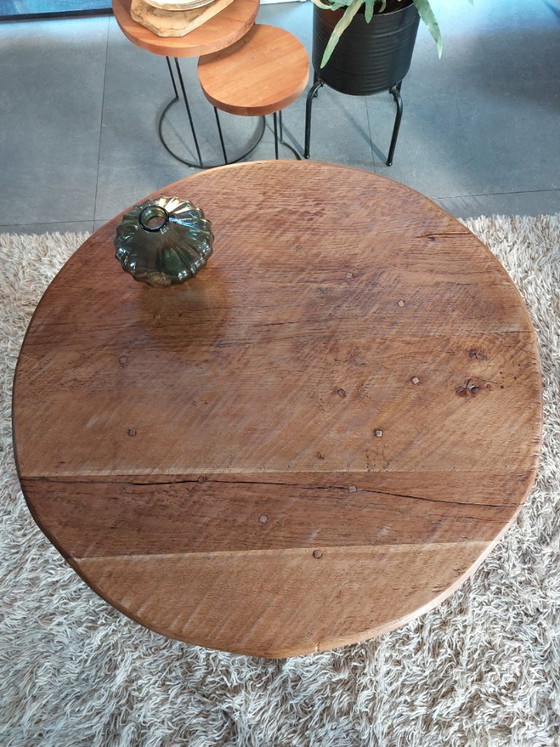 Table basse Brutaliste exclusive - Bois massif robuste (97 cm) – Tables basses, Wood (photo 3 of 10)